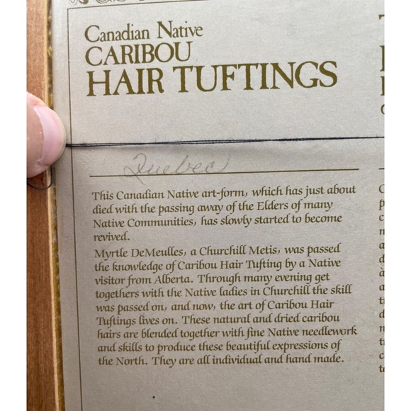 Antique frame of handmade Canadien native caribou haïr tufting - Picture 6 of 9